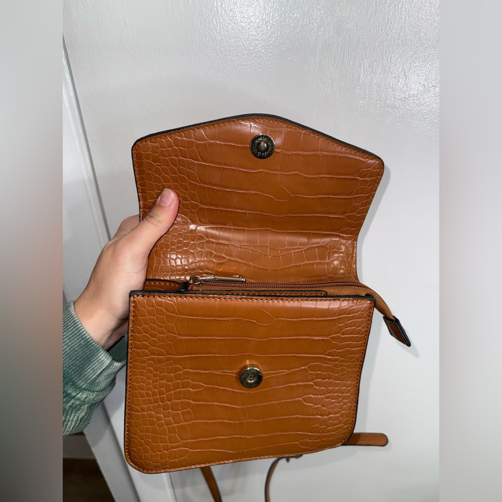 Melie Bianco Anthropologie Brown Side Crossbody Purse EUC $150 - Picture 5 of 8